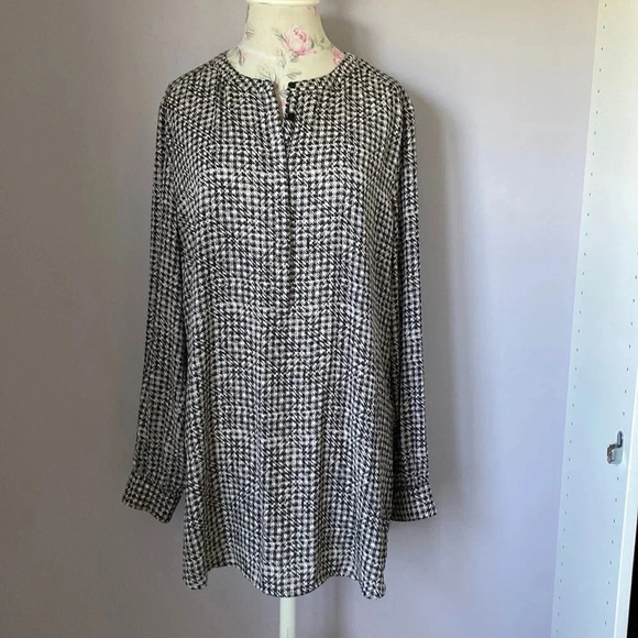 NYDJ printer blouse size Large - Picture 1 of 15